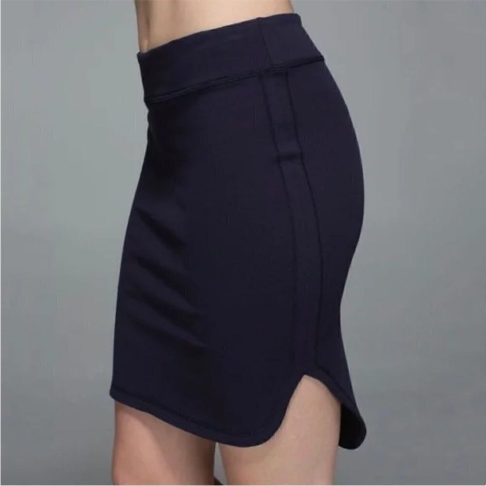 Lululemon City Skirt Naval Blue Women Size 4